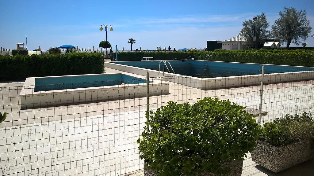 Z Residence Lido di Jesolo Casa de Férias